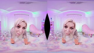 Hawt Karma RX teasing and sucking schlong