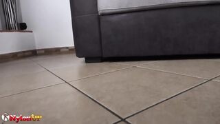 Kinky Brunette hair Mistresse Shows the Force of Her Foot Teasing