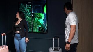 Large-bottomed stepmother shares couch after a mistake upon arrival from a voyage