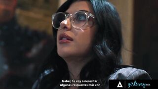 GIRLSWAY - Chanel Camryn Has Romantic Sex With Glamorous Scarlett Alexis On Piano - SPANISH SUBTITLES