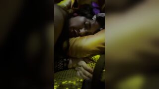 ZORRA CULONA SE COGE A JOVEN EN CLUB SW