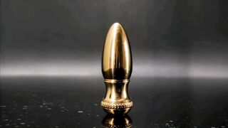 Koenigin Corinne - AI Content