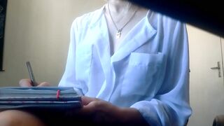 Fingering cunt and licking the fingers nasty secretary masturbation during the time that should be working