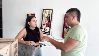 YOUTHFUL WOMAN WAITS FOR HER HOME AND THAT GUY ARRIVES WITH A TRIPLE OBESE WEENIE