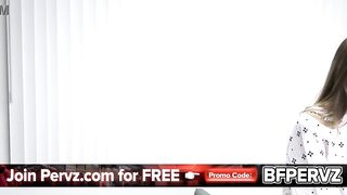 Nice-looking Teen Accedes To Let Her Doctor Do Soever That guy Wishes As Lengthy As This chab Keeps It Secret