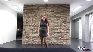 Hotty in hose will open her legs to Sit on an erected bazooka