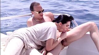 Cat Cuties (Thieves Of Sex) - Valentino vs Kiki Dee (HD Remastered)