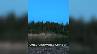 Tattooed brunette hair doxy goes slim dipping