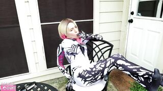 Gwen Stacy's Hot Smokin'