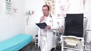 Pink Older Vagina of Kathy White Undressed