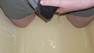 Pissing My Boxers In The Tub 《4k》