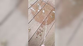 Pissing On The Porch 《4k》