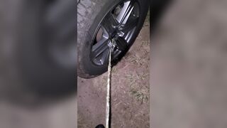 Pissing On Car Tire 《4k》