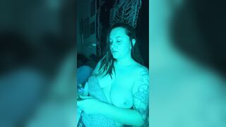 Smokin' in daybed- full length vid on OF