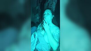 Smokin' in daybed- full length vid on OF