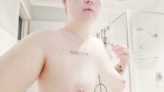 Overweight red head has to bathe from a bucket cuz her sexy water broke