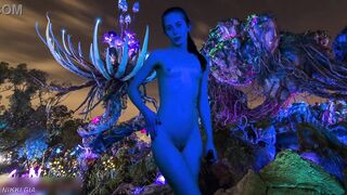 Why is that babe blue like in Avatar?