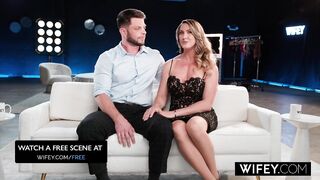 WIFEY Pretty Hotwife mother I'd like to fuck Summer Starz Takes A Massive BBC Whilst Hubby Watches