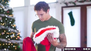 Bunny Madison Whispers To Santa "Ram Your Chunky Jock Unfathomable In My Leaking Moist Cunt"