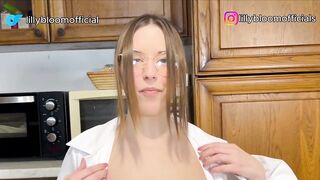 La porca della prof da ripetizioni di inglese al giovane studente arrapato