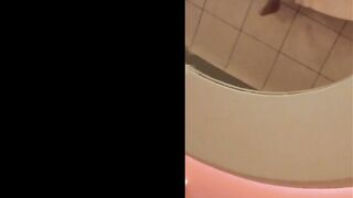 My spouse came whilst masturbating during the time that the other stud was pounding his shlong into my snatch.