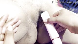 Shaving my lover's snatch (so I can lick her pussy)