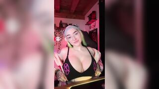 Un peu d’anal après Twitch