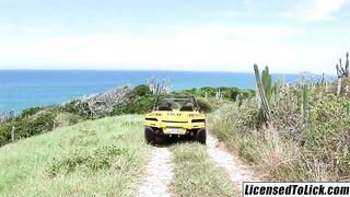LICENSED TO LICK - Hawt Chicks Go Down ON Every Other At Beach