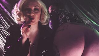 Smokin' Sexy Latex MILFs Unfathomable Thong-on Screw!