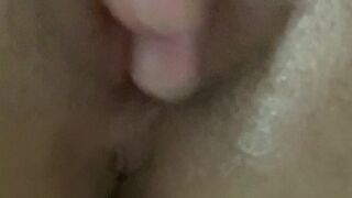 close-up zoomed virgin constricted vagina fingering