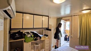 Maya aspetta un corriere molto speciale. MONICAMOMENTS usa il codice LUCA10 per ottenere uno sconto%