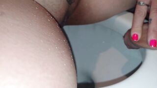 ARONCORA I caught peeing so I decided to pee inside her snatch also