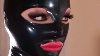 LISE & SYLVIA ATTACHEES DRESSEES SODOMISEES PAR VENICE 