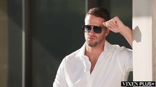 VIXENPLUS Breathtaking Model Nicole Kitt Mixes Business With Enjoyment