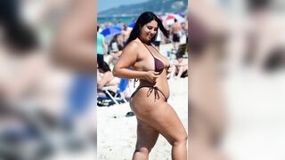 Curvy Doxies at the beach - 1 [AI generated]