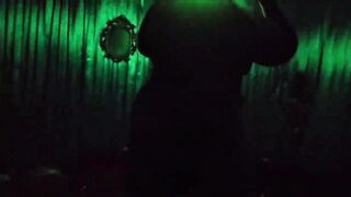 Sexxxy Vixxxens showing off they goodies 4 dad