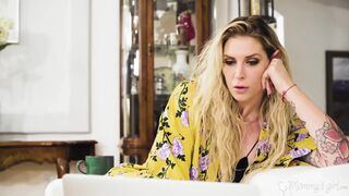 Stepmommy's Gal - mother I'd like to fuck Brooke Banner Screws Rebellious Stepdaughter Sera Ryder Into Staying Home