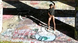 Real Ole City Road Close Up Discharged in Public