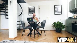 VIP4K. Sex in front of boyfriend