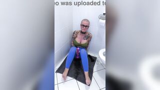 mother I'd like to fuck cums and squirts, in baths