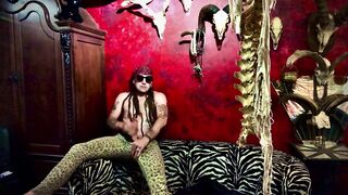 Rock chap in his natural habitat ????