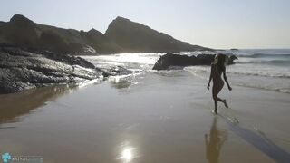 trailer: my play list "walkin on a fantasy by empire of the sun"