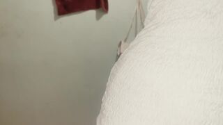 I watch my big beautiful woman stepmother's bewitching butt