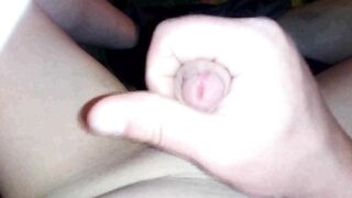 Masturbe (334) with one testicle