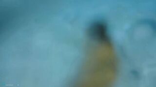 traier: live in the water, love by the moon