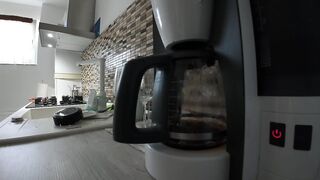 Morning Surprise: Waking Him Up with Kisses Below the Sheets ????????