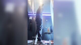 CHAV HUNK HAS A JACK OFF IN SUNBED SHOP????