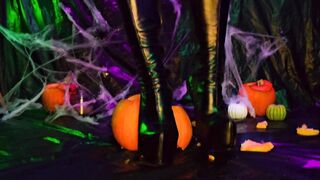 LittleMissTipToes - Halloween pumpkin tease, crush and trample in my popular haunch high boots