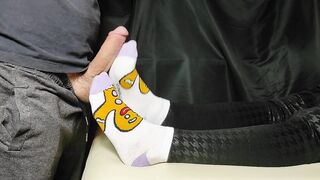 Beauty in Cute Socks gives Fleshly SOCKJOB