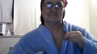 natural mature cutie